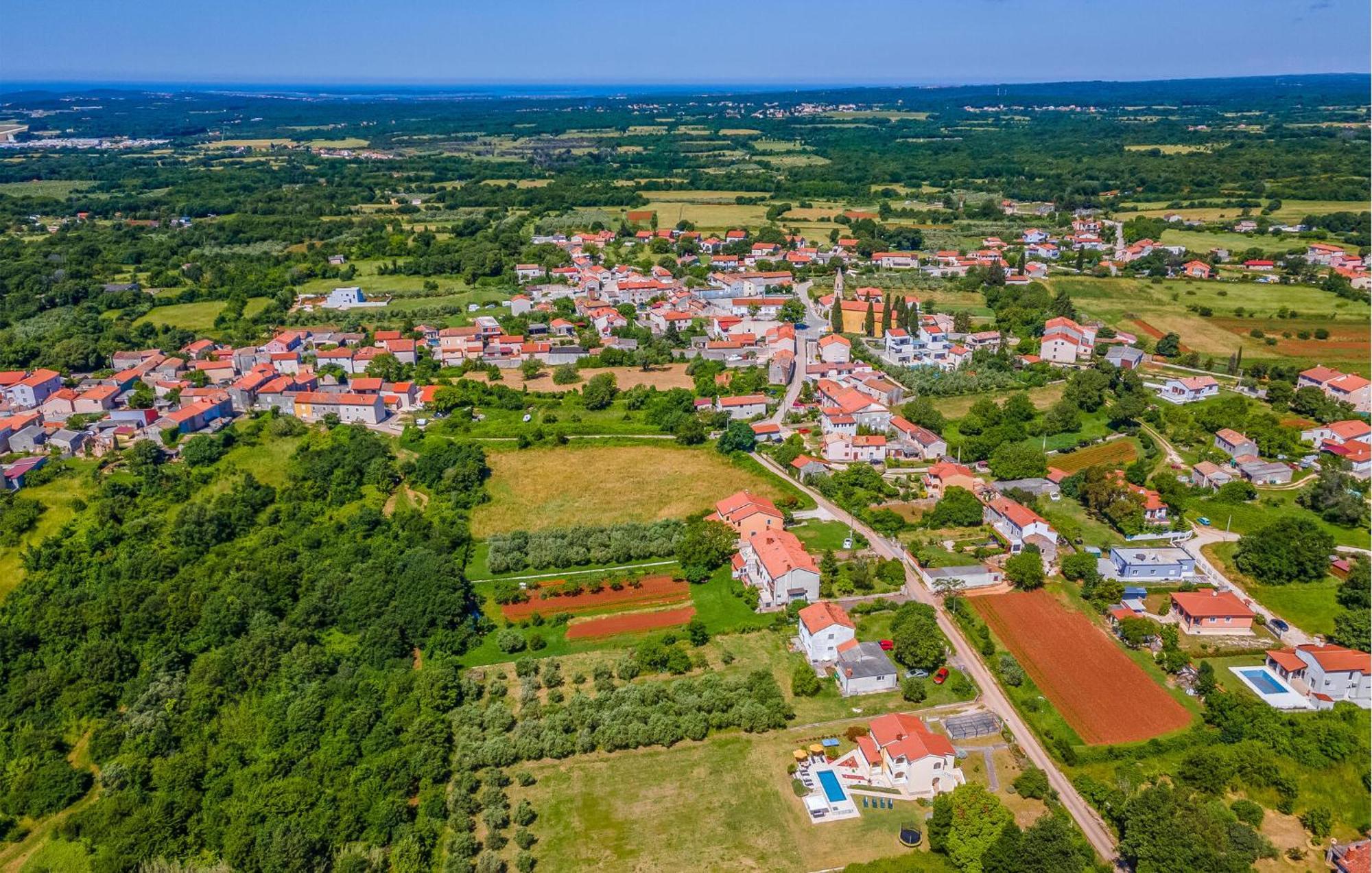 Amazing Home In Valtura Экстерьер фото