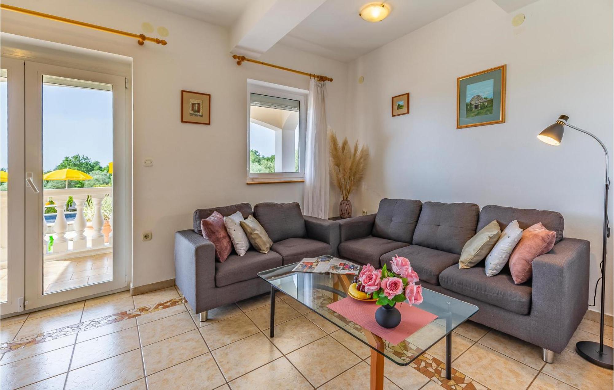 Amazing Home In Valtura Экстерьер фото