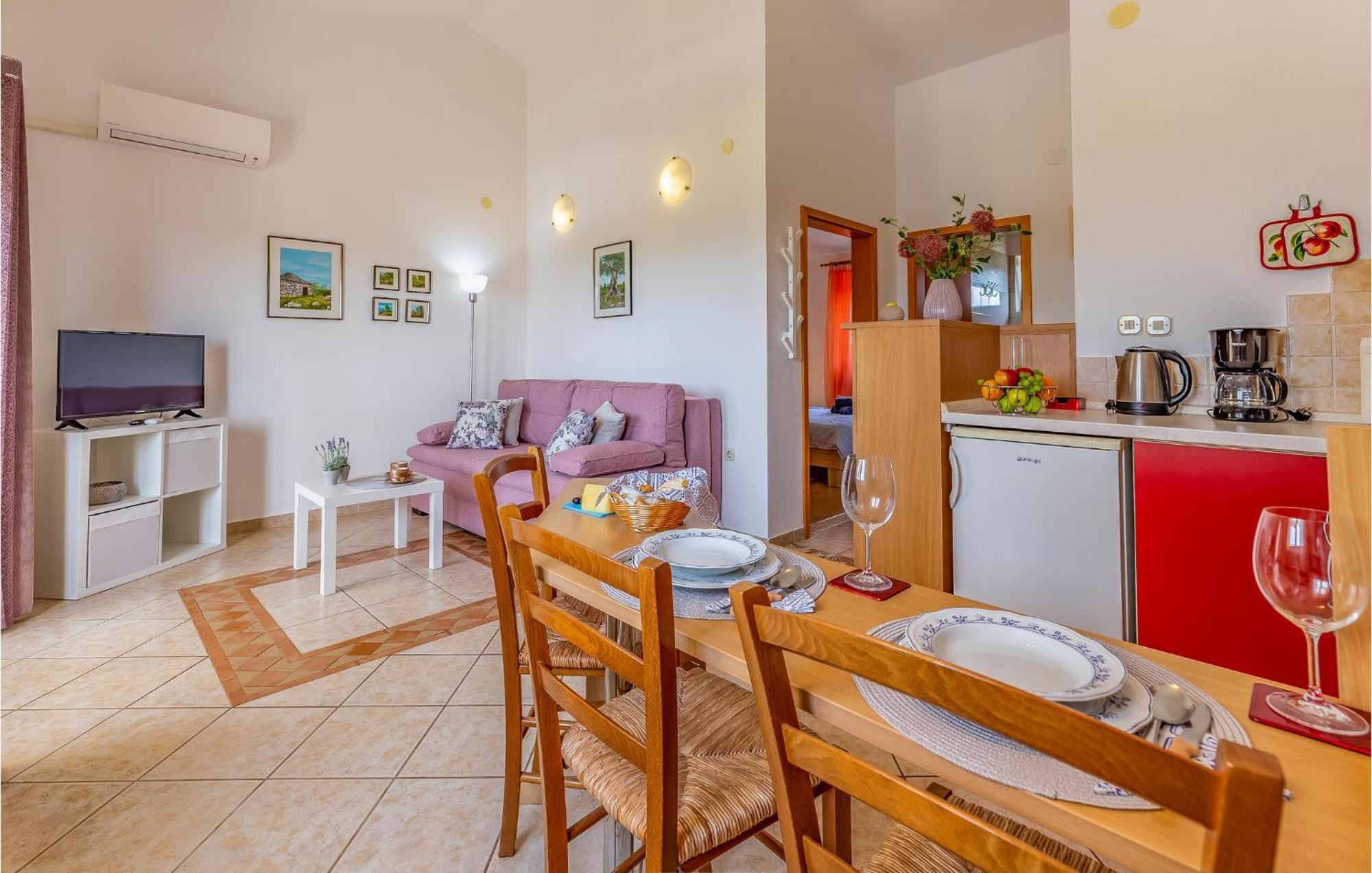 Amazing Home In Valtura Экстерьер фото